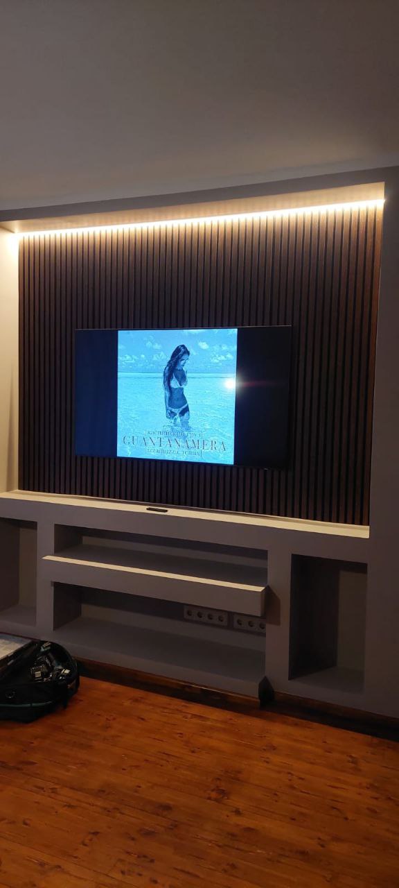 TV accent wall